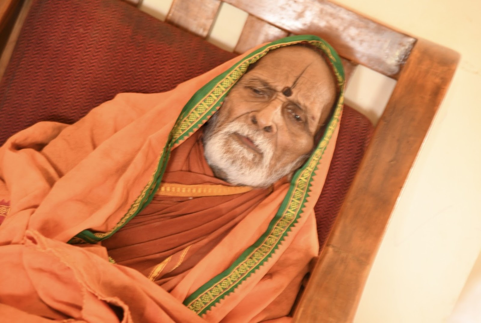 Sri Pragnadhi Rajendra Tirtharu